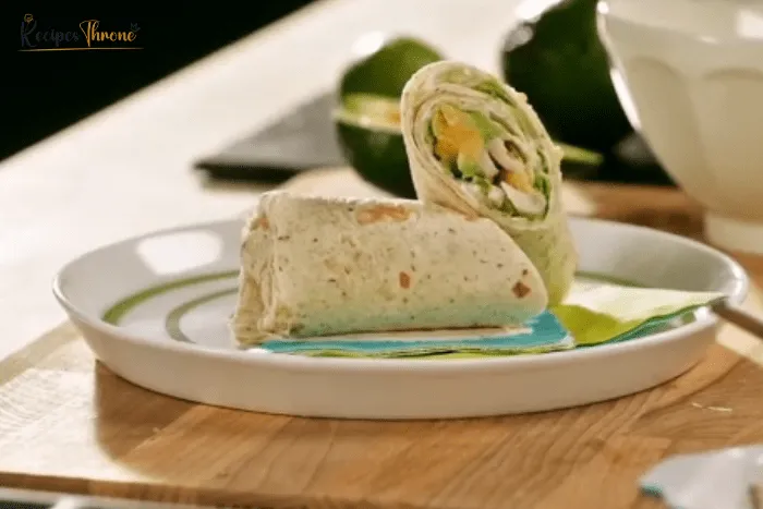 How many calories are in a turkey avocado wrap